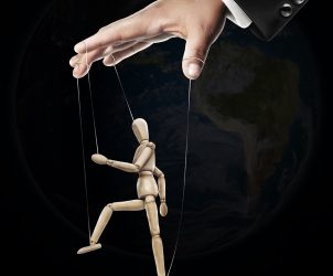 Oxford: Rusia manipulează opinia publică din 9 țări!