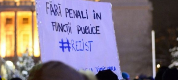 Nu vreți penali în funcții publice? Se strâng semnături în Parcul 1 Decembrie!
